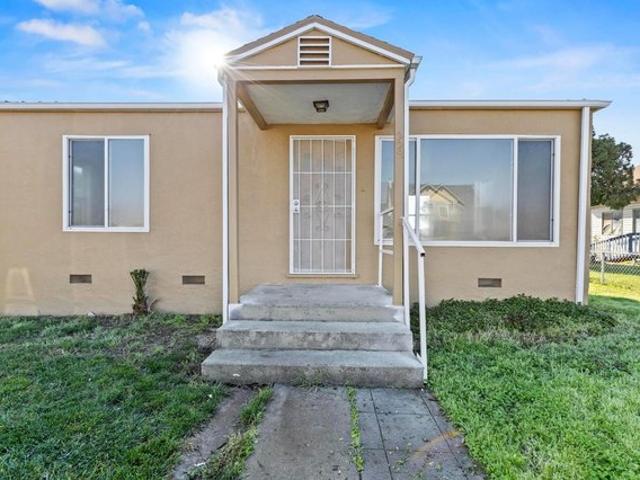 House for sale in Colusa, California