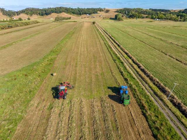 Property for sale in Awhitu