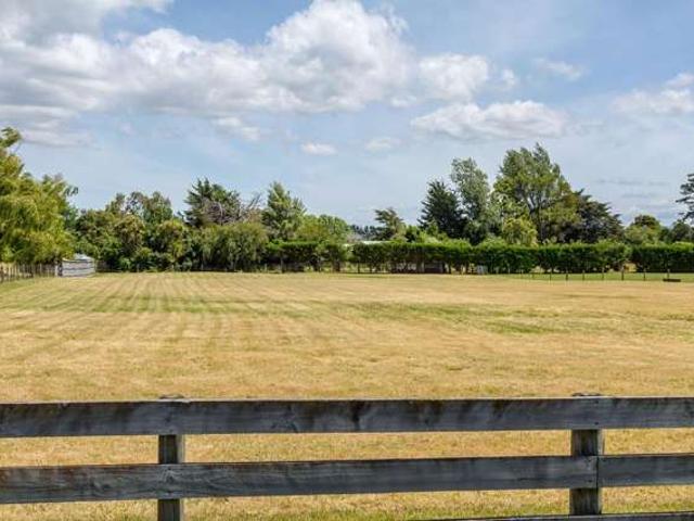 Land for sale in Carterton, Carterton District
