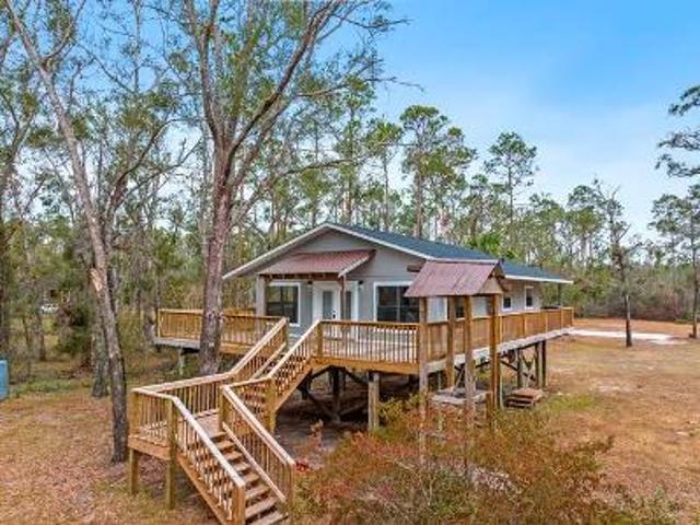 House for sale in Live Oak