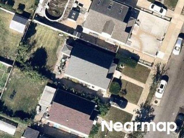 House for sale in Queens, Arverne