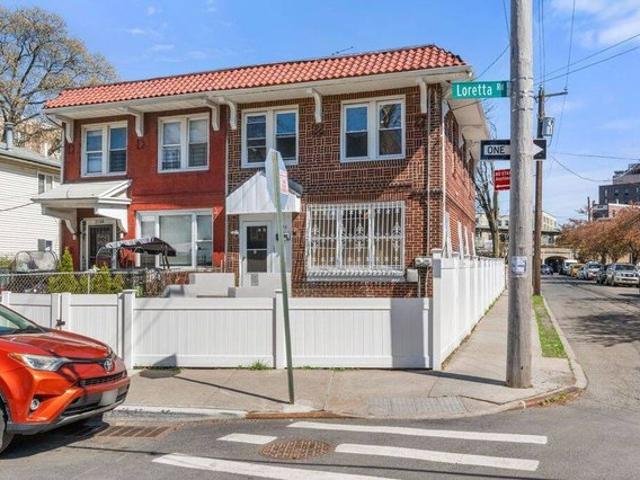 House for sale in Far Rockaway, New York