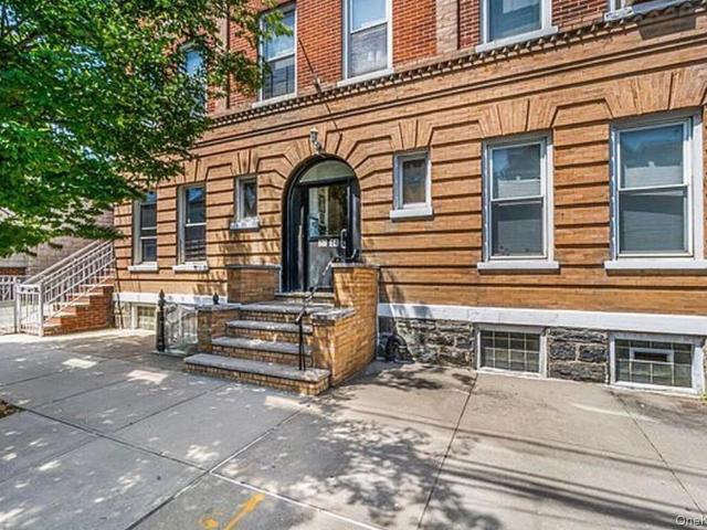 House for sale in Queens, Arverne