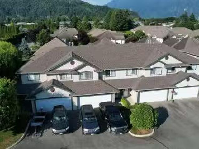 House for sale in Agassiz House for sale in Agassiz