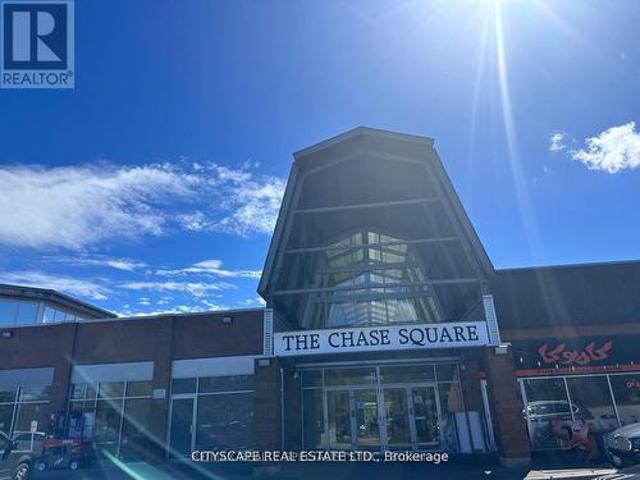 Commercial for rent in Mississauga, Ontario