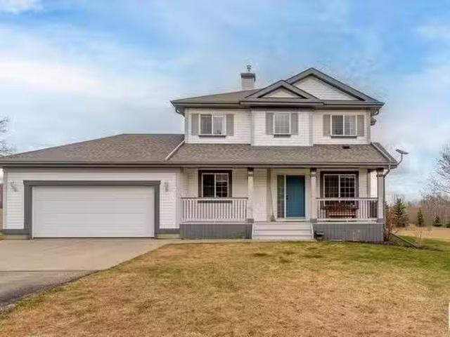 House for sale in Alberta