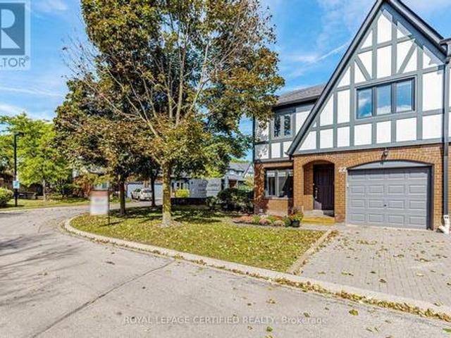 Townhouse for sale in Mississauga, Ontario