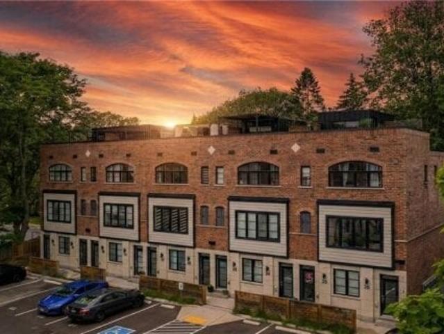 Townhouse for sale in Burlington, Ontario