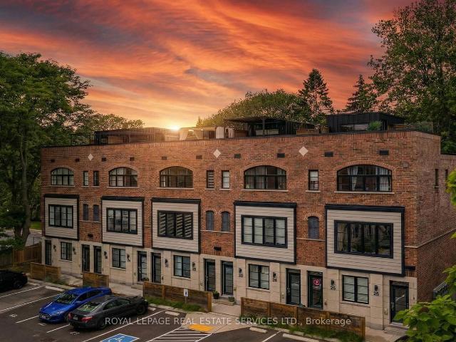 Townhouse for sale in Woburn, Ontario