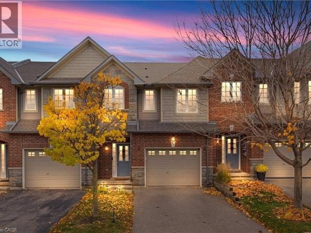 Townhouse for sale in Ancaster, Ontario