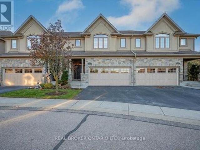 Townhouse for sale in Waterloo, Ontario