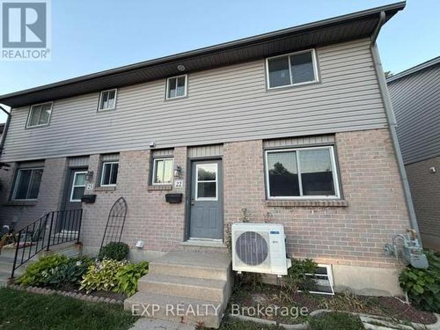 Townhouse for rent in Arva, Ontario