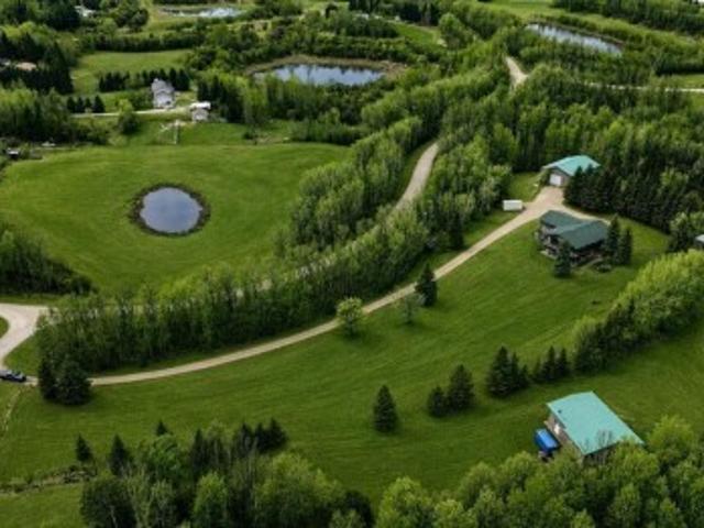 House for sale in Alberta
