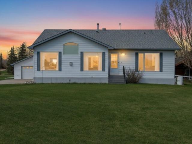 House for sale in Alberta
