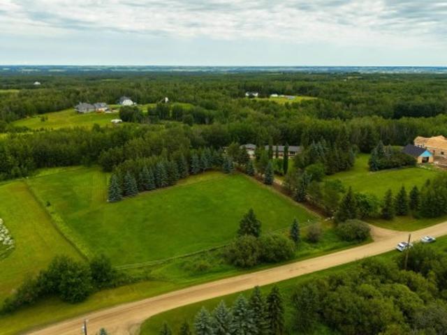 House for sale in Alberta