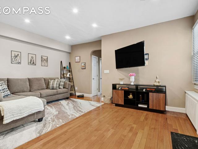 Condo for sale in Queens, Arverne