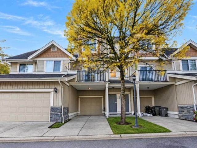 Townhouse for sale in Fleetwood, Surrey