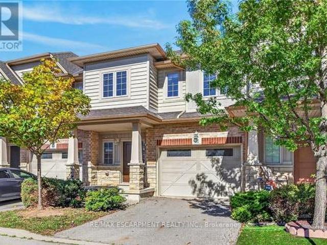 House for sale in Grimsby-on-the-Lake, Grimsby