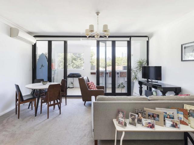 Apartment for rent in Elizabeth Bay, Sydney