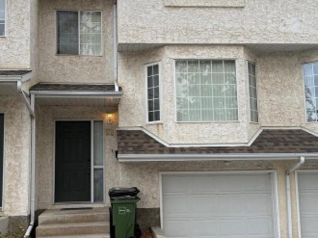 Townhouse for sale in Wedgewood, Alberta
