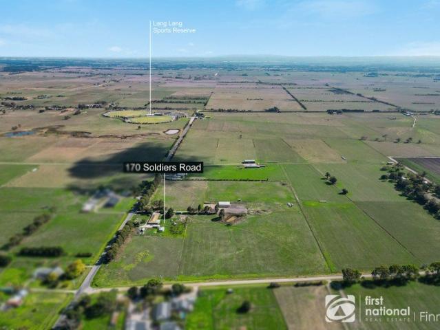 Cottage for sale in Camerons Creek, Victoria