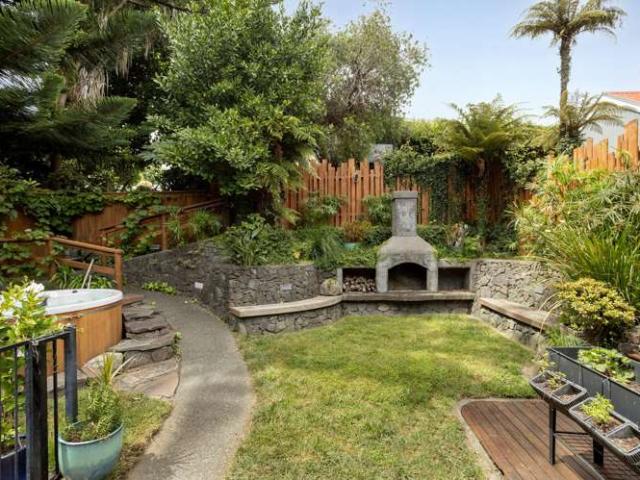 House for sale in Omokoroa, Bay Of Plenty