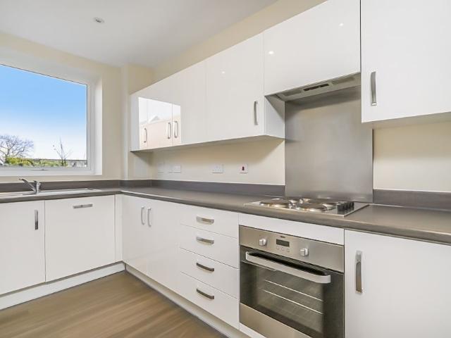 Apartment for rent in Harrow Weald, Greater London