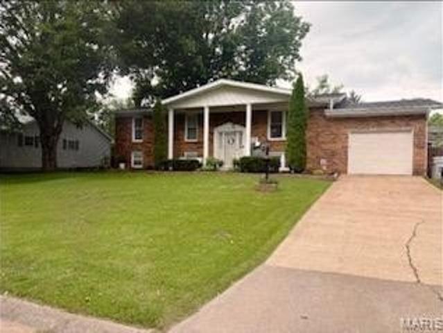 House for sale in Farmington, Missouri