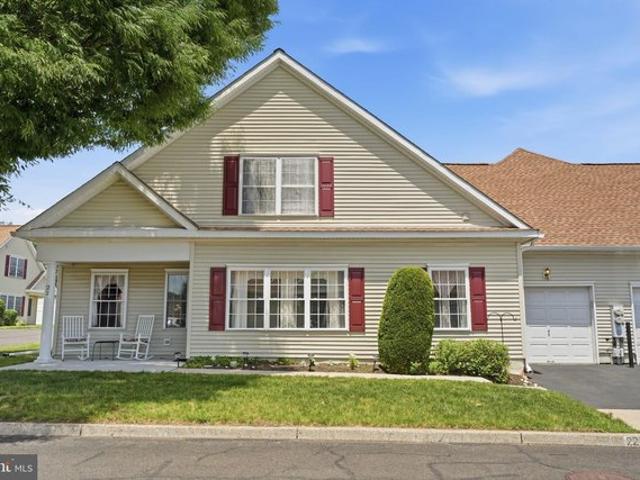 Condo for sale in Bucks, Pennsylvania