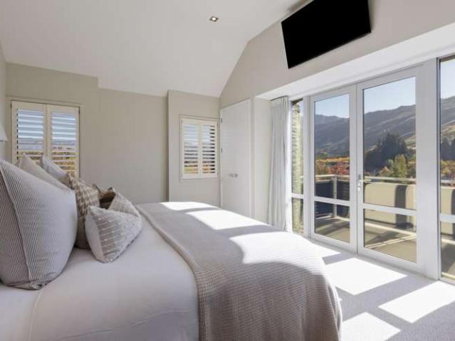 House for sale in Otakou