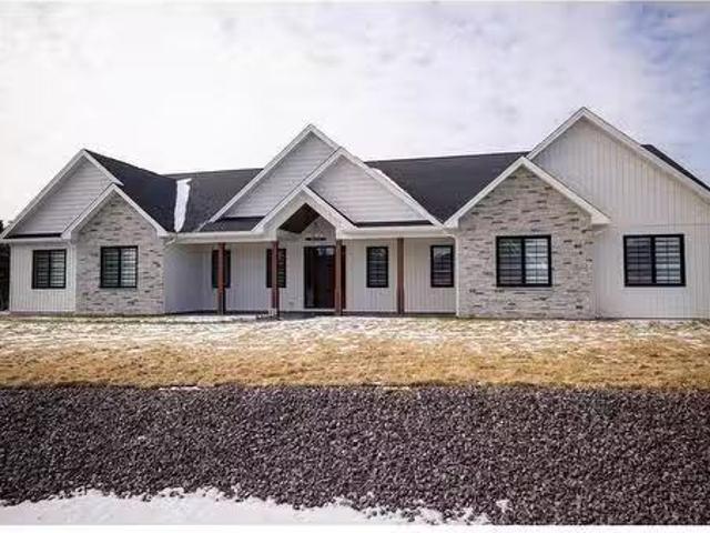 House for sale in Paradise, Newfoundland And Labrador