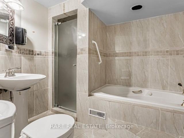 House for rent in Humber River—Black Creek, Toronto