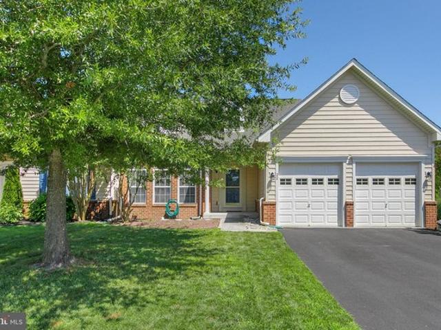 Townhouse for sale in Delaware