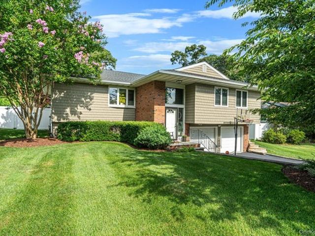 House for sale in Centereach, New York