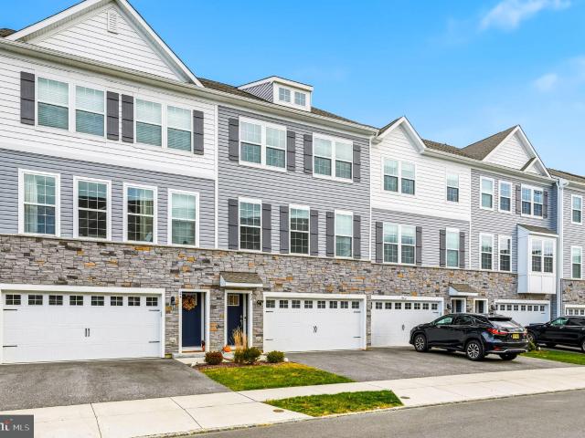 Property for sale in Raritan, New Jersey