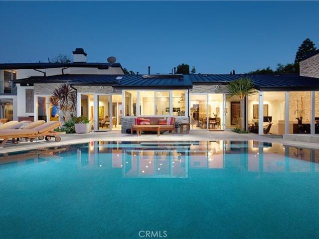House for sale in Corona Del Mar, California