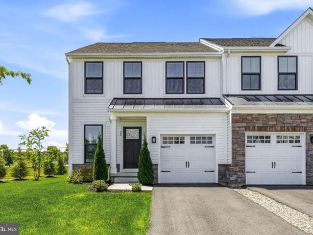 Townhouse for sale in Mount Laurel, New Jersey