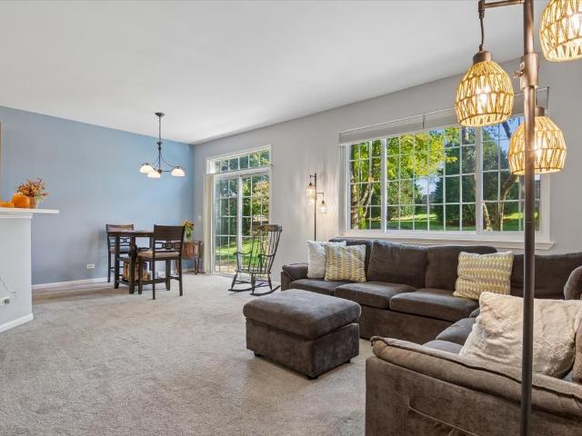 Townhouse for sale in Algonquin, McHenry County