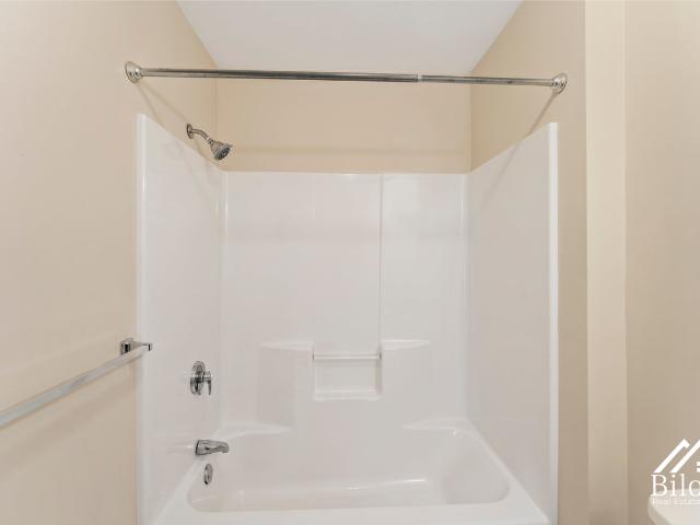 Apartment for rent in Valley Falls, Cumberland