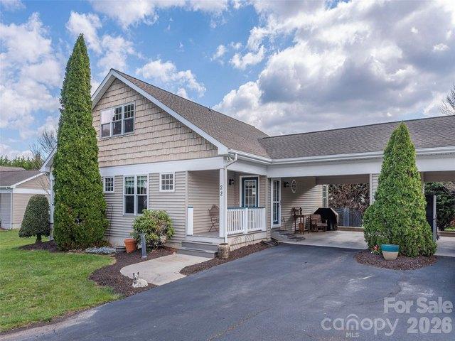 Townhouse for sale in Haywood, North Carolina