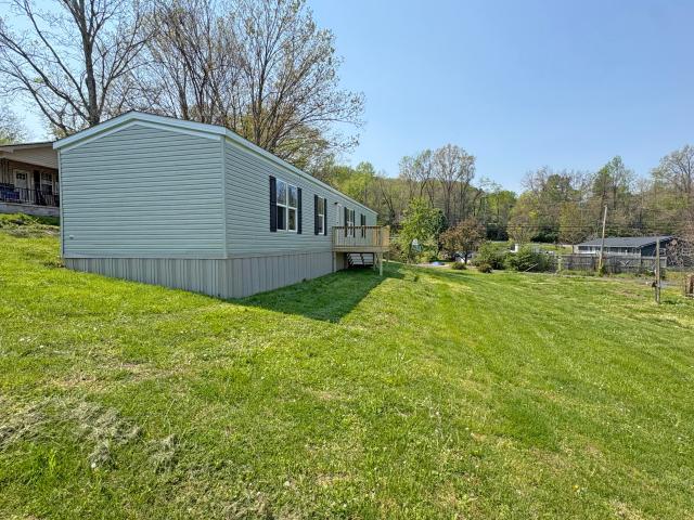 House for sale in Emlyn, Kentucky