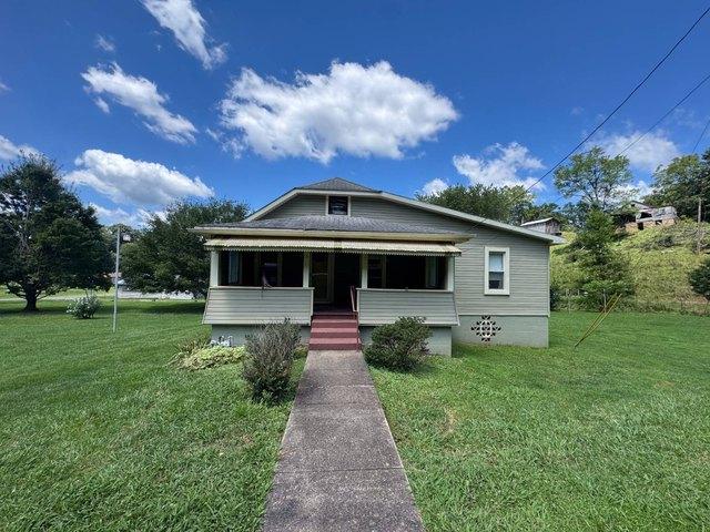 House for sale in Cairo, West Virginia