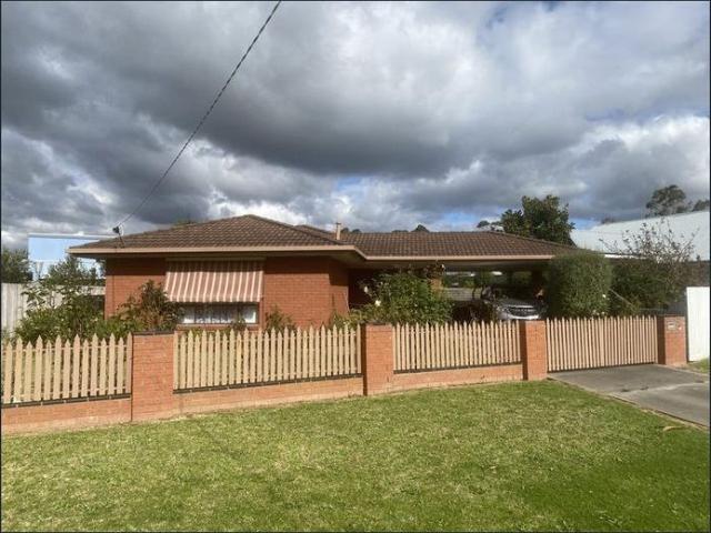 House for rent in Sale, Victoria