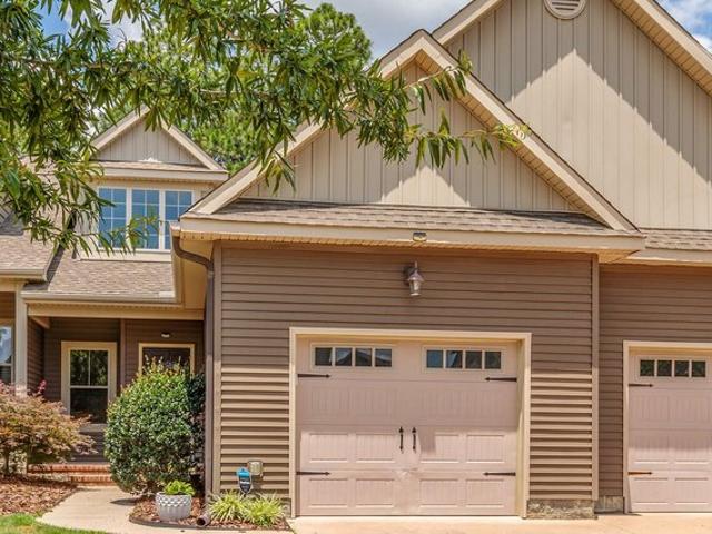 Townhouse for sale in Southern Pines, North Carolina