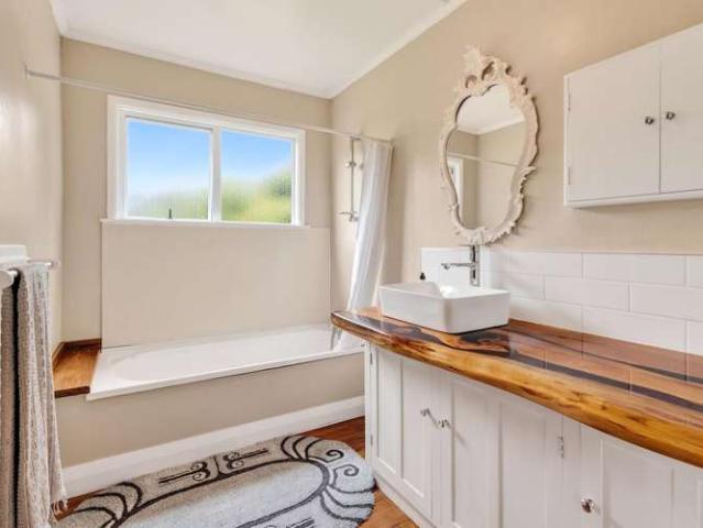 House for sale in Cable Bay, Nelson Bays