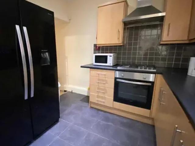 House for rent in Kensington, Calderstones