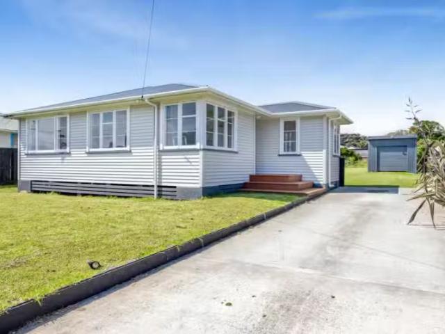 House for sale in Taranaki