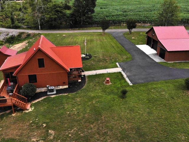 House for sale in Russell Springs, Kentucky