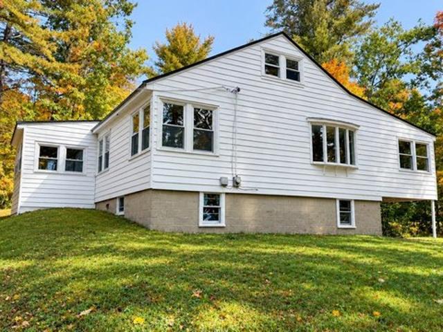 House for sale in Wakefield, Carroll County