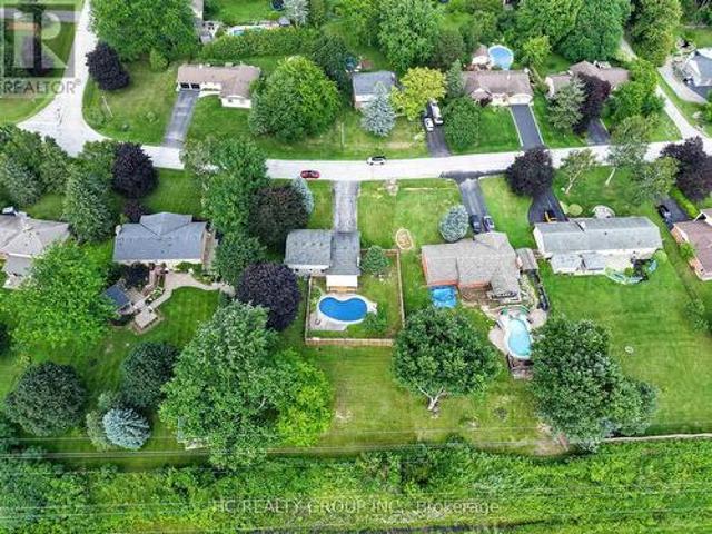 House for sale in Ancaster, Ontario